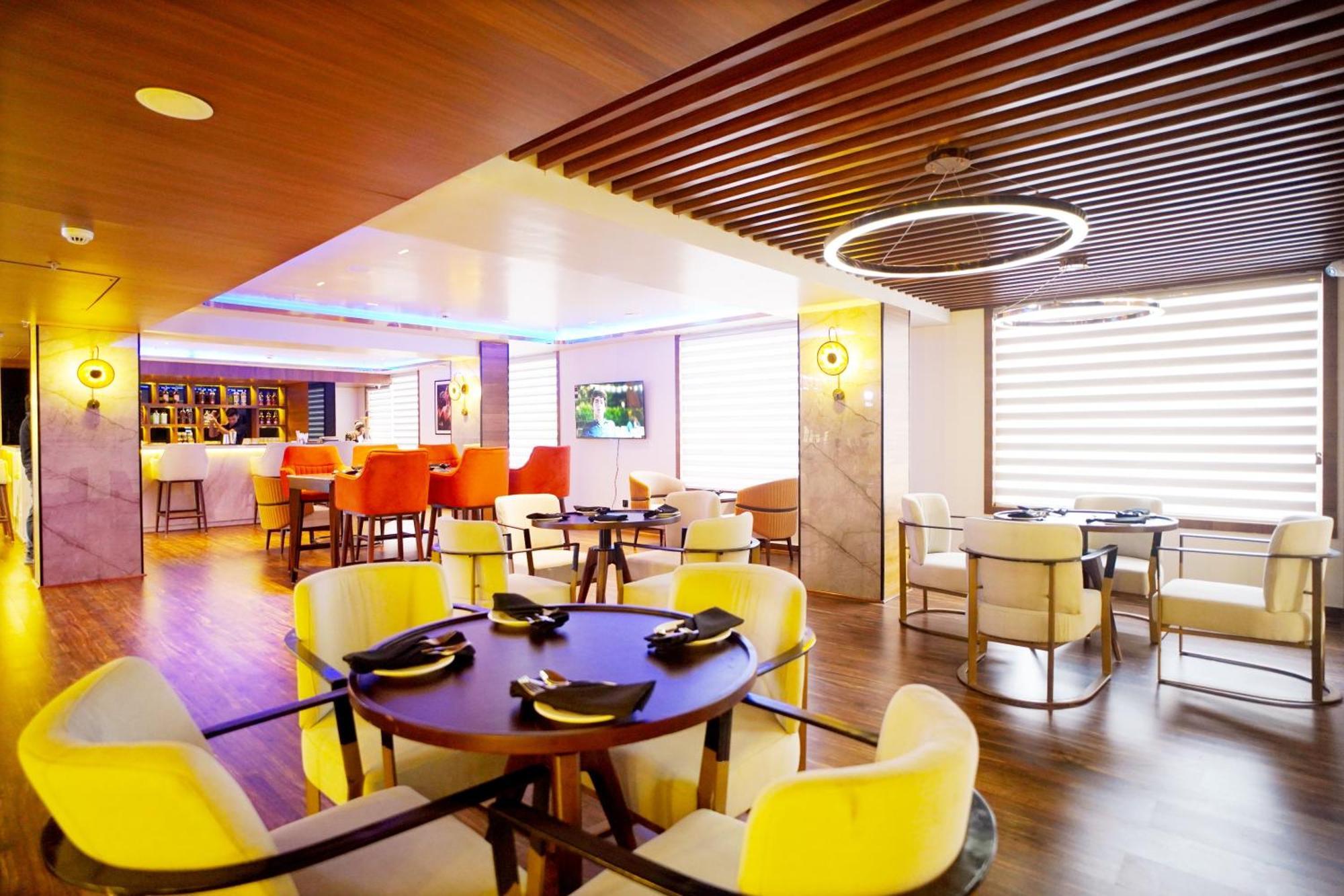 Ishaan Sarovar Portico Deoghar Exterior foto