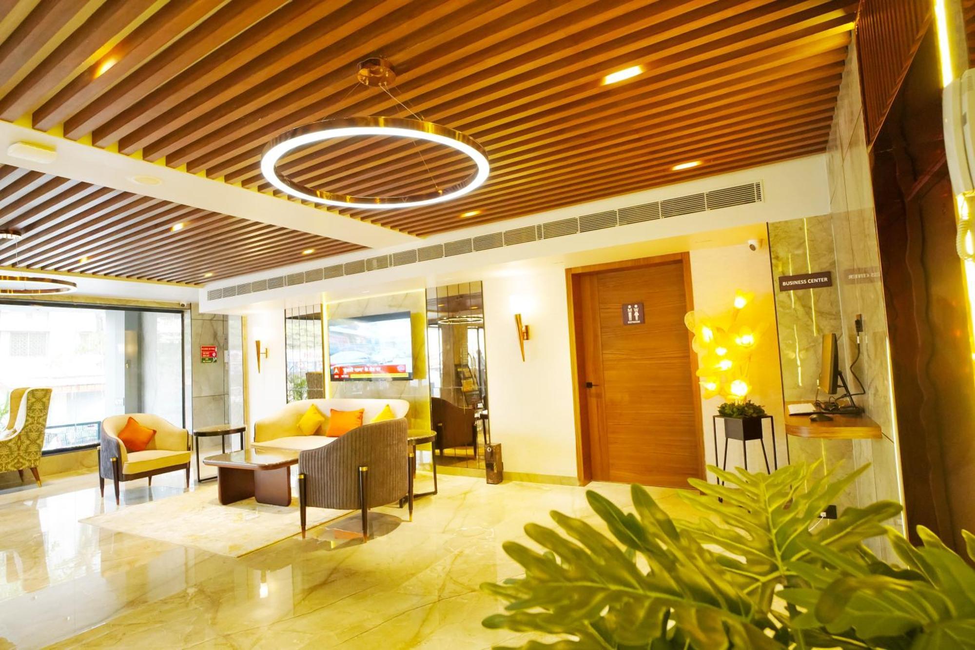 Ishaan Sarovar Portico Deoghar Exterior foto