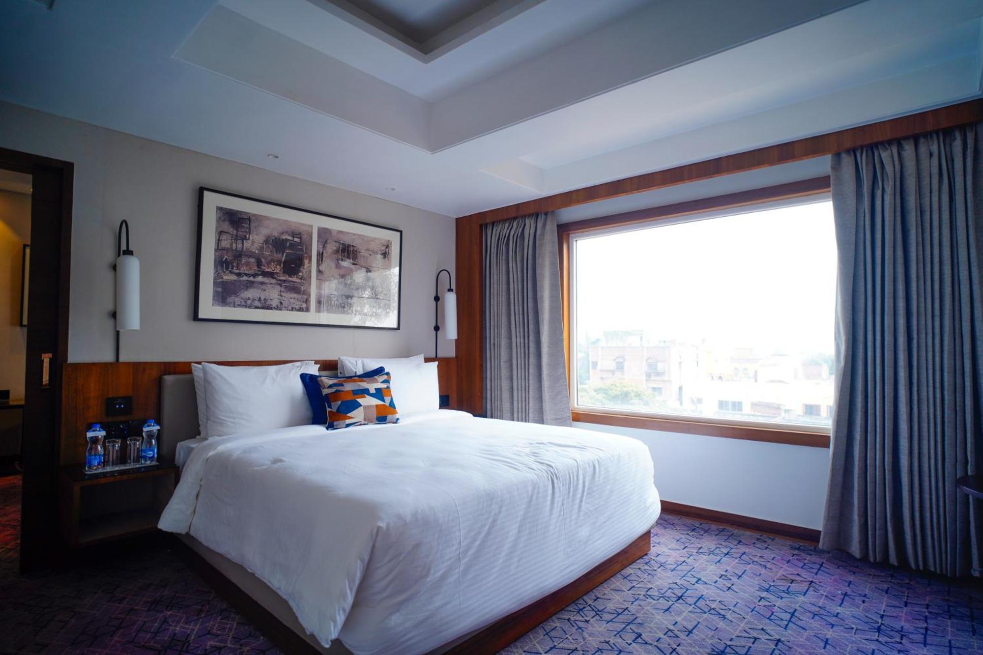 Ishaan Sarovar Portico Deoghar Exterior foto